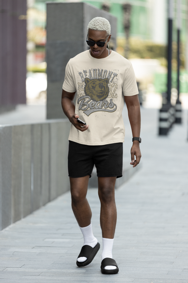BEAMONT BEARS TEE – Cozy Beige & Bear Hugs