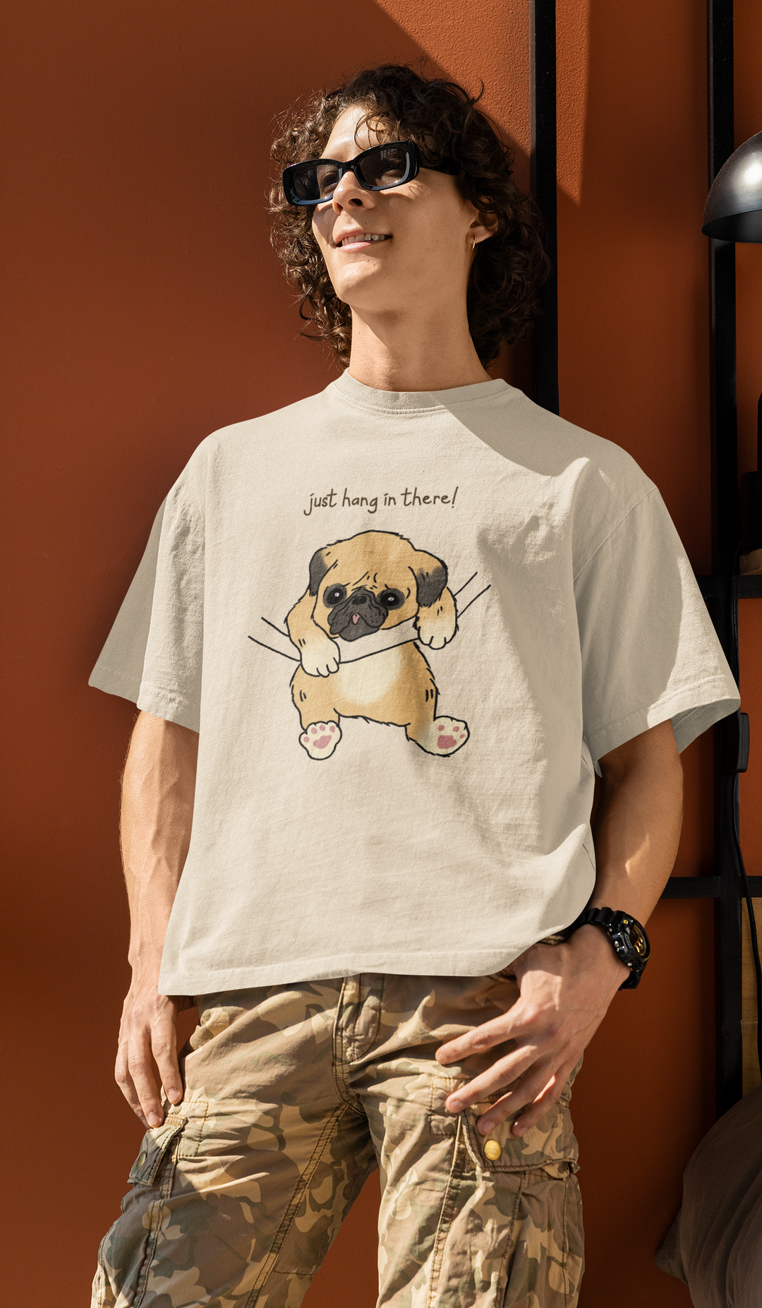 "JUST HANG IN THERE" PUG OVERSIZED TEE – Chill Vibes & Pup Love